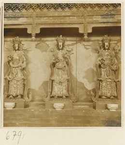 Interior view of Da jue si showing three Bodhisattvas