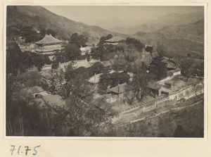 General view of the temple complex at Jie tai si