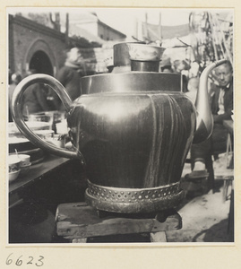 Teapot at a food stand