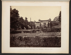 Guardians of the tomb of a dignitary, near Fuzhou