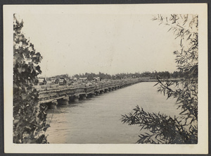 Approaching Sian.  Approach and bridge.  1000 years old.  [Bridge.]