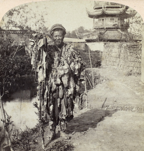 'King of the Beggars', Longhua Pagoda, Shanghai