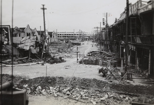 Preparing anti-tank measures at North Honan Road and Boundary Road, Zhabei, Shanghai, 1937