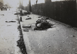 Dead Chinese soldiers, Kungping Road and East Seward Road, Shanghai, August 1937