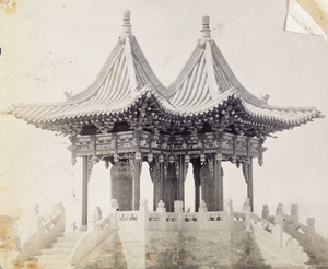 A pavilion sheltering three Boxer Uprising memorials, Taiyuan (太原市)