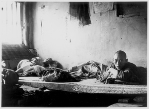 Wounded and sick soldiers in Dr Norman Bethune's hospital