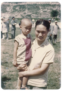 Hsiao Li Lindsay (李效黎) with Erica Lindsay, Yan'an (延安), 1945