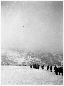 Soldiers crossing Mount Cangyan (苍岩山) during the 500 mile trek to Yan'an (延安), 1944