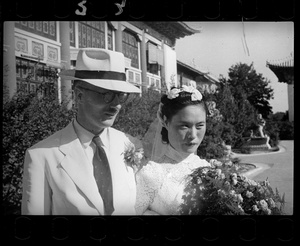 Hsiao Li Lindsay (李效黎) and Michael Lindsay (林迈可) on their wedding day, Yenching University (燕京大學), Beijing (北京)