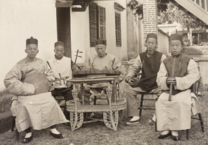 A group of musicians, with their instruments, Zhangpu