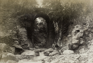 Arch, Biyunsi, Temple of Azure Clouds, Western Hills, Peking