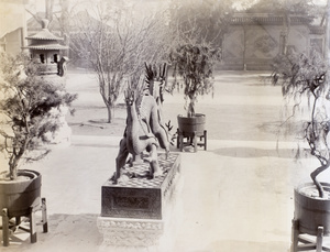 Bronze dragon, Summer Palace, Peking