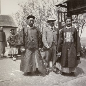 The Kao Yuan Magistrate with Sir James Lockhart, British Commissioner of Weihaiwei