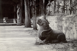 Sculptures on the approach to the Tomb of Confucius, Qufu