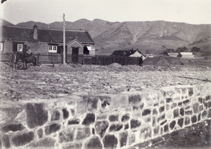 Retaining wall of a new road, Weihaiwei