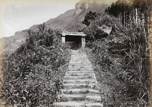 Steps to Fangguanyan temple (方广岩寺), Geling Mountain, near Fuzhou (福州)