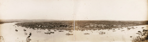 Panoramic view of Ichang, 1920s