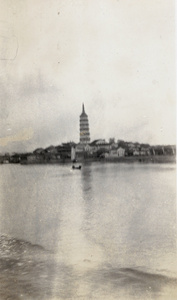 Yingjiang Temple (迎江寺) and Zhenfeng pagoda (振风塔), Anqing (安庆)