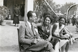 Luca, Odette and Margherita Varé, Peking Races, Beijing