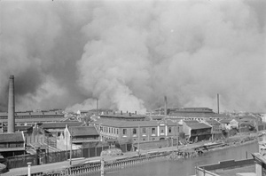 Fires near factories and warehouses, Shanghai