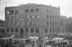 Butterfield & Swire building, French Bund, Shanghai, with Ewo Beer vans