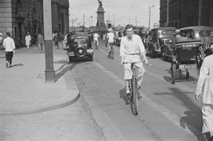 Cyclist in Avenue Edward VII, Shanghai