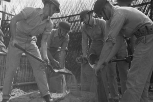 American marines filling sandbags, Shanghai