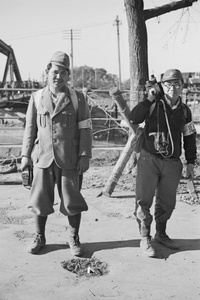 Japanese cameramen, Jessfield Railway Bridge, Shanghai