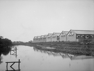 Adding earth to a river bank, Canton, 1907