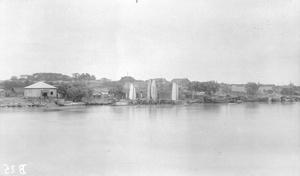 Junks on River Gan (赣) at Nanchang (南昌)