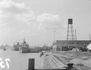 SS Wulin and SS Wan Yuan (萬源), Watung, Shanghai