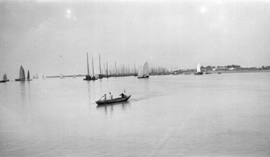 Boats on Yangtze river, Chinkiang