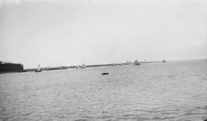 Boats on Yangtze river, Chinkiang