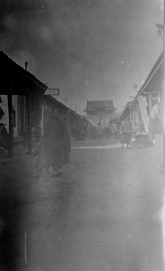 A street in Qinhuangdao (秦皇島)