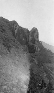 Temple on a peak, Ichang