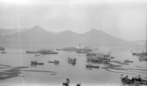 Yangtze River traffic at Yichang, 1929, including 'Shasi II'