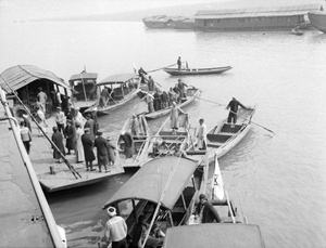 Officials checking, Yangtze Gorges