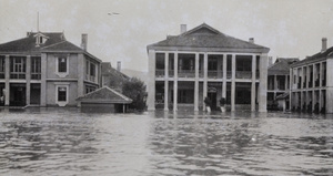 Flooded street and properties, Changsha (長沙), 1924