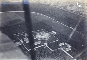 Aerial view of the Hall of Prayer for Good Harvest, Temple of Heaven (天坛), Peking (北京)