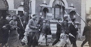 Taking a prisoner to execution (Peking Mutiny), Tianjin