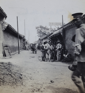 Revolutionary soldiers in a side street, Xinhai Revolution