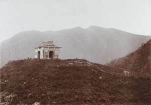 A pavilion, near Kuling