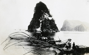 Fishing boats, 'Little Orphan' island (小孤山), Yangtze River