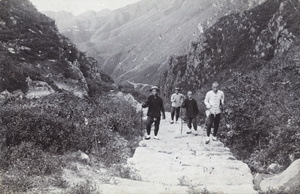 Mountain path up to Lushan