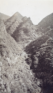 Mountain path and bridge, on the way to Lushan