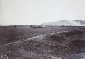Qing army artillery firing